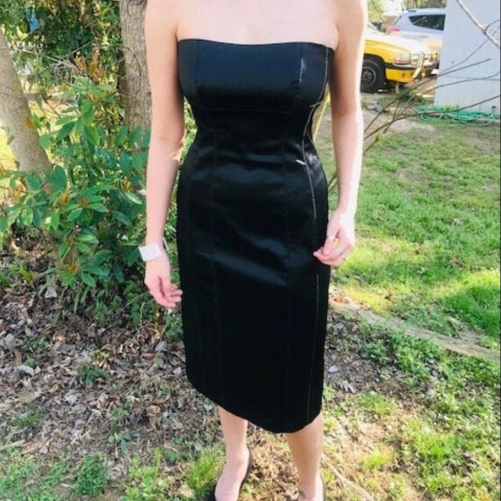 Bebe vintage bodycon strapless black dress
